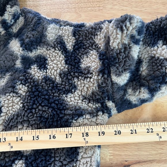 Z by Zella Urban Camo Print Faux Shearling Fleece Pullover Teddy Hoodie Size XS - Picture 13 of 13